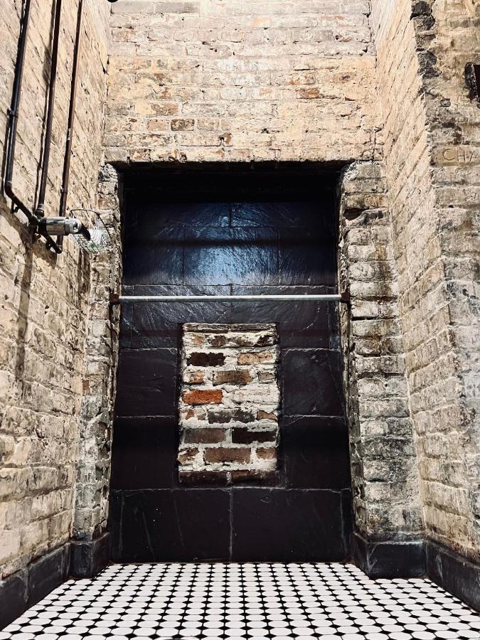 Bed & Breakfast At The Old Jail