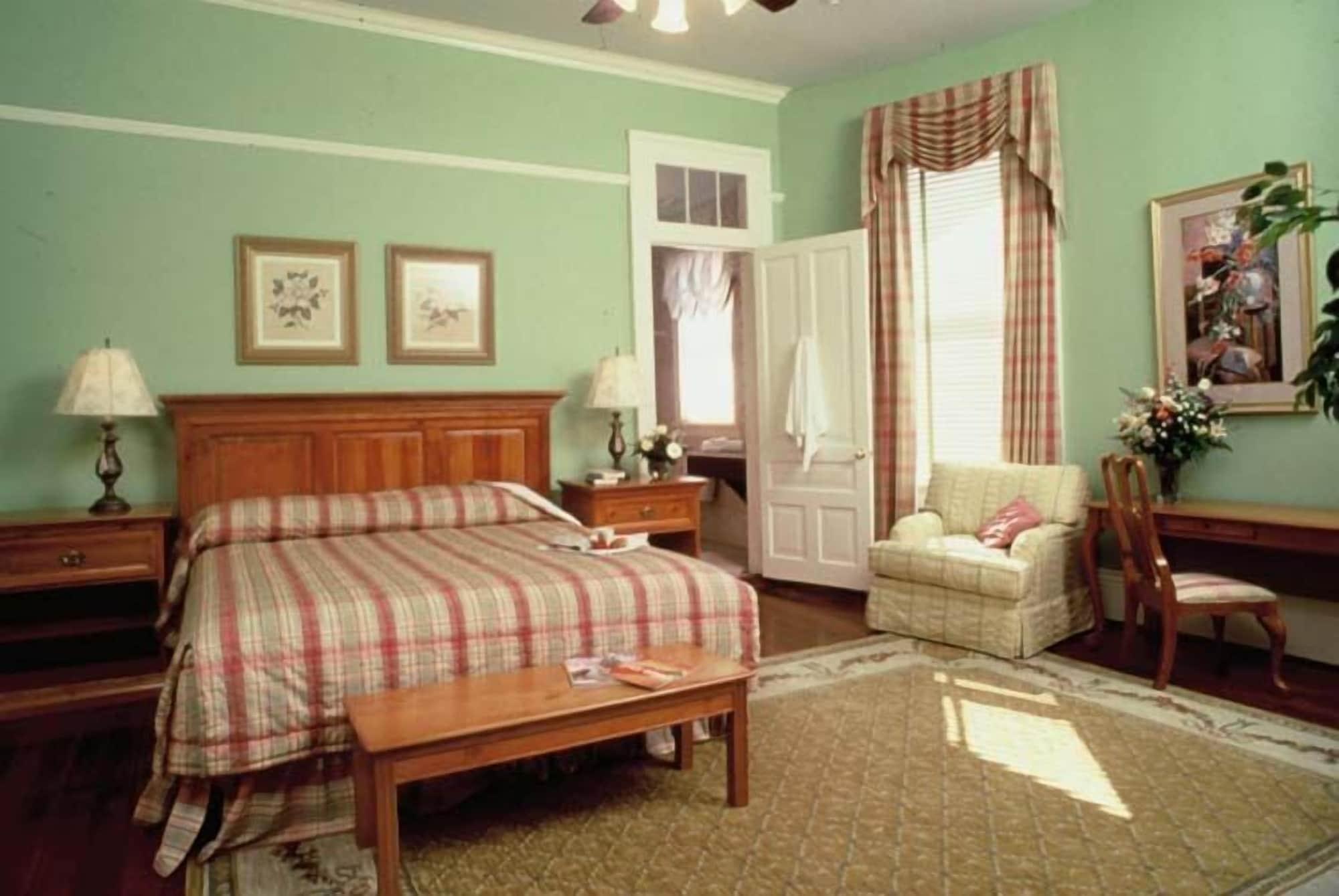 The Queen Anne Bed & Breakfast New Orleans