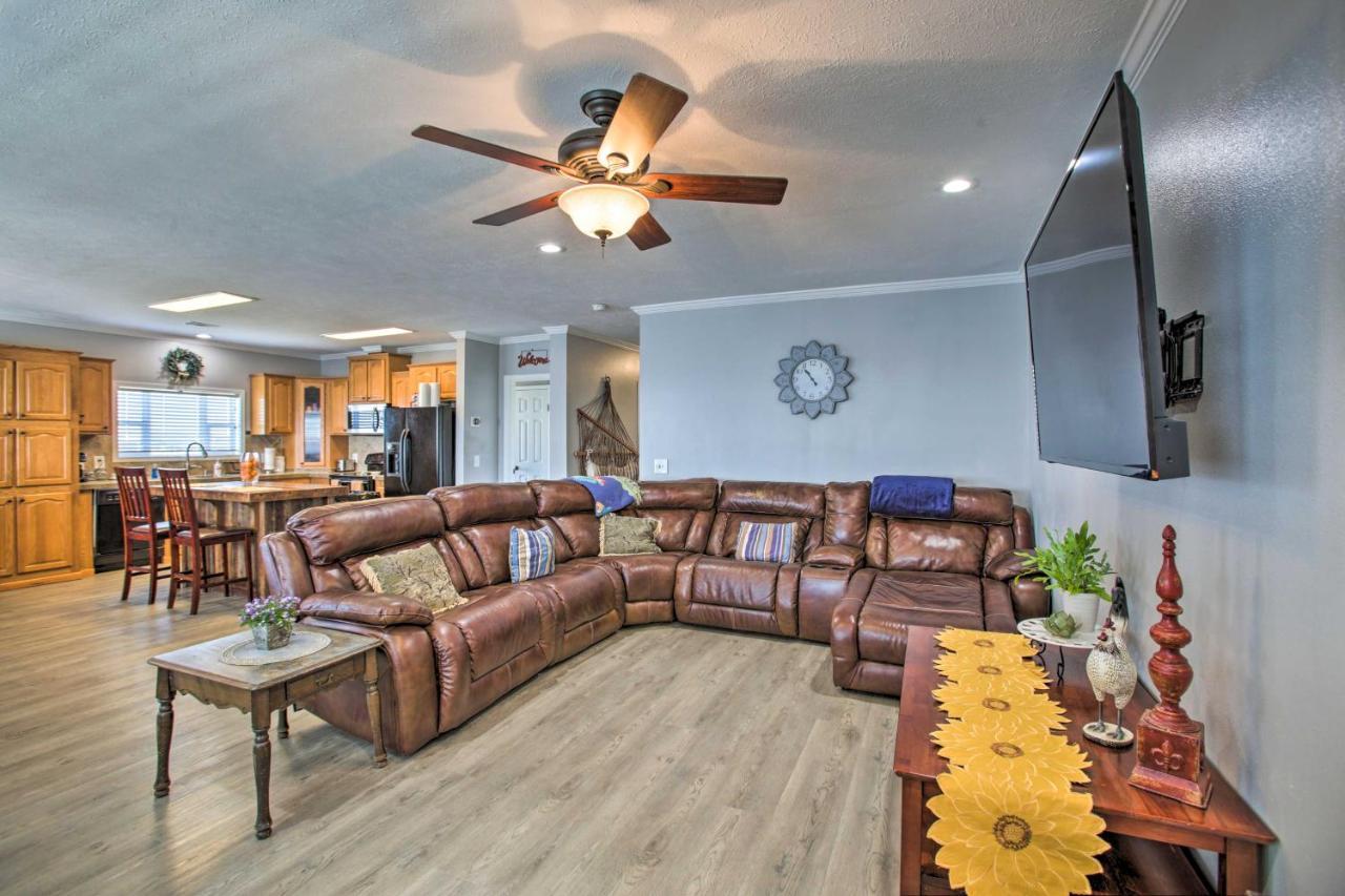 Waterfront With Private Dock And Pier New Orleans