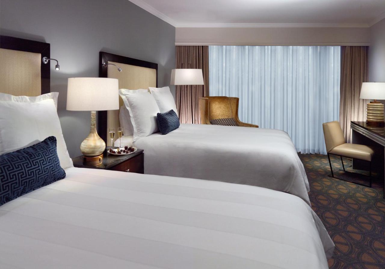 Riverfront Hotel