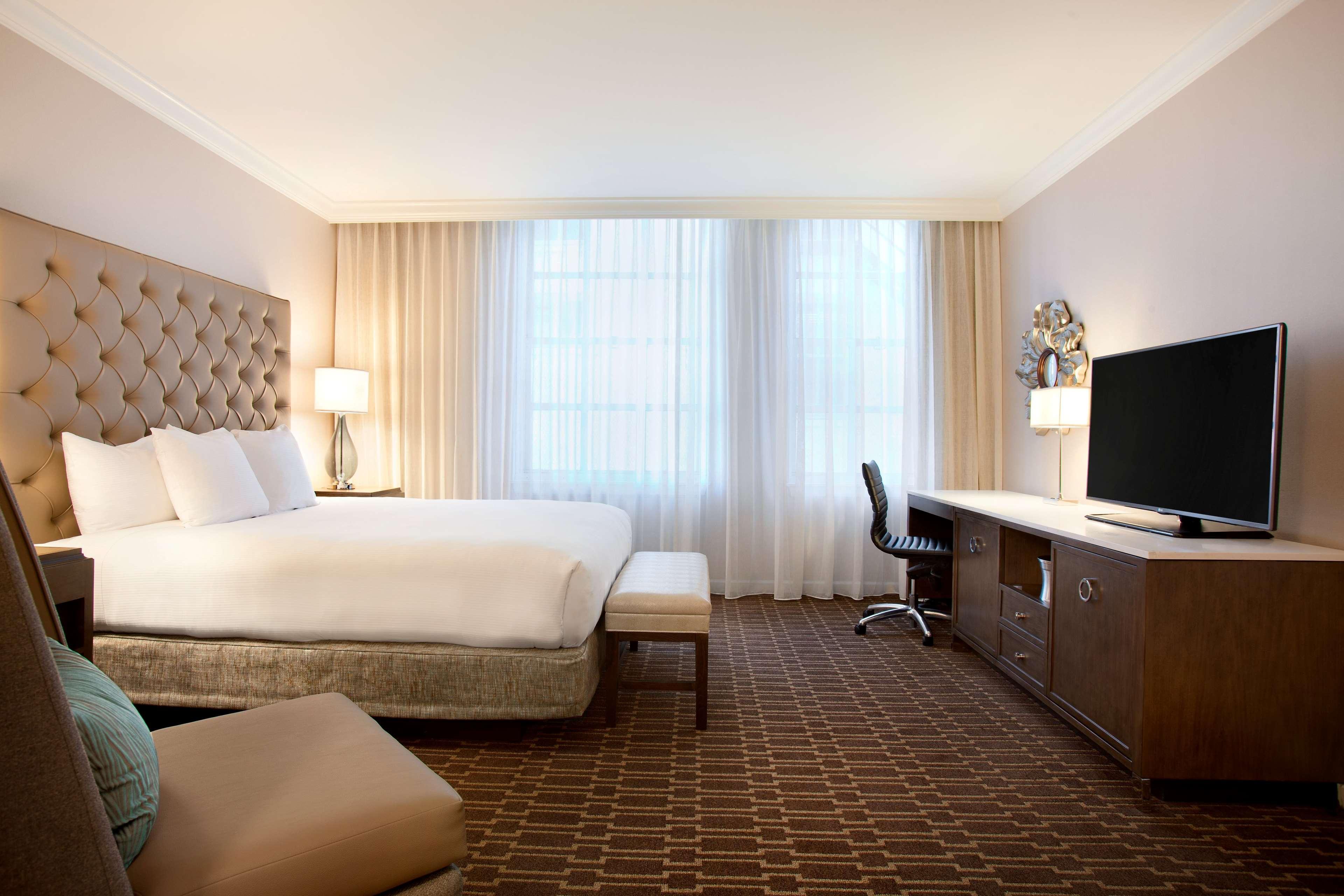 Hilton / St. Charles Avenue Hotel