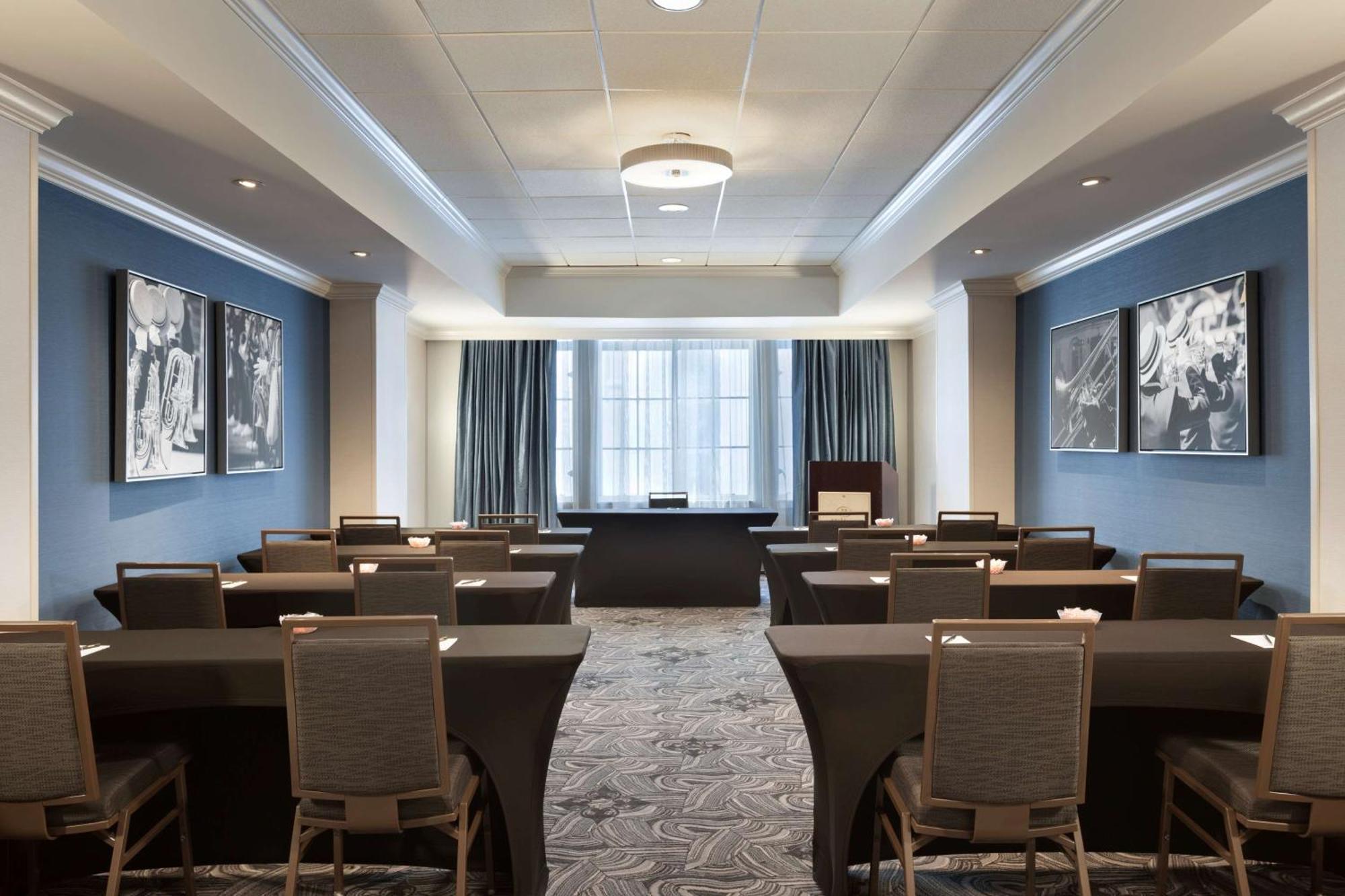 Hilton / St. Charles Avenue 4*