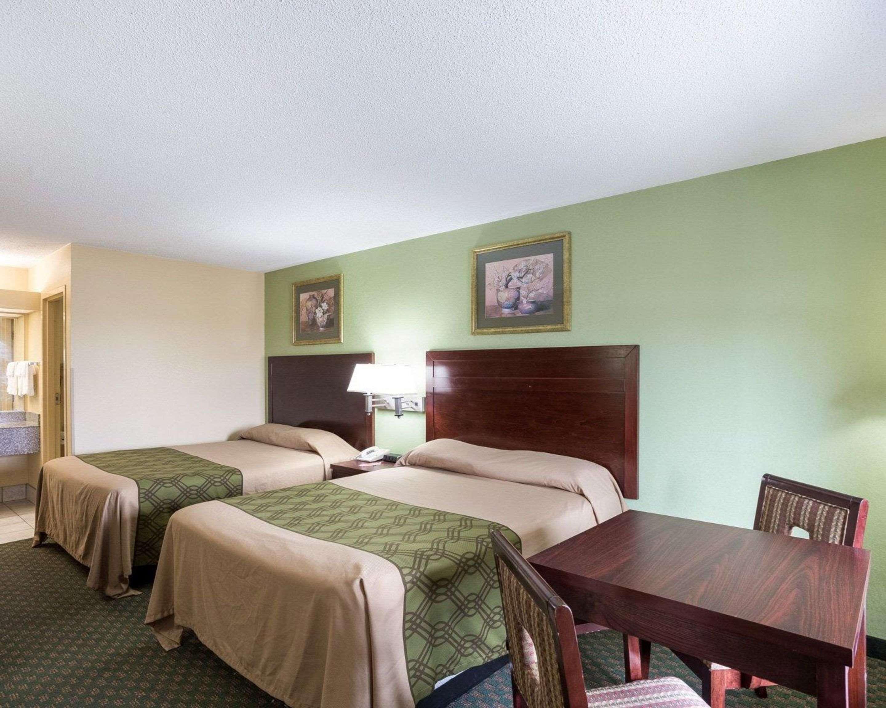 Rodeway & Gentilly Hotel New Orleans