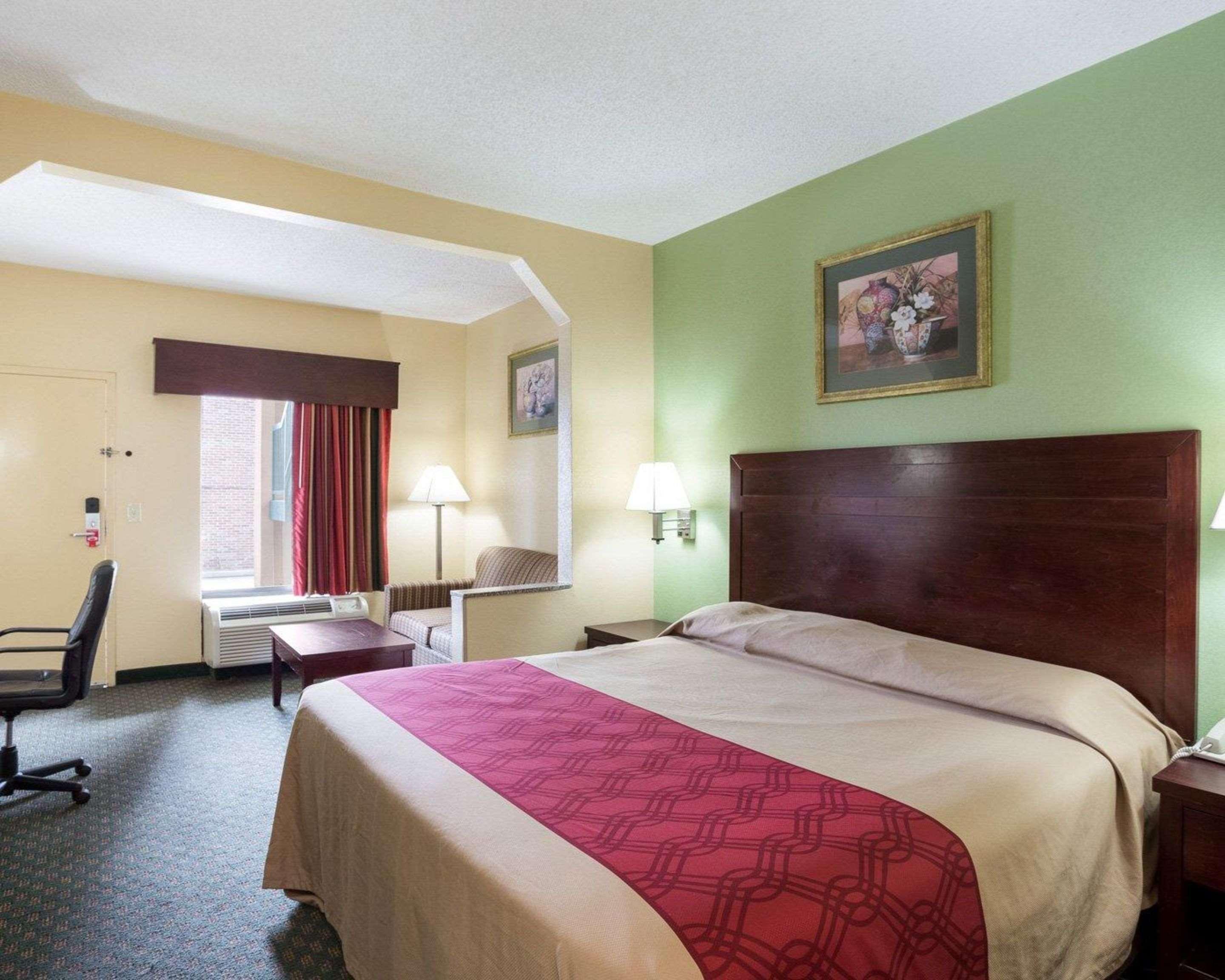 Rodeway & Gentilly Hotel New Orleans