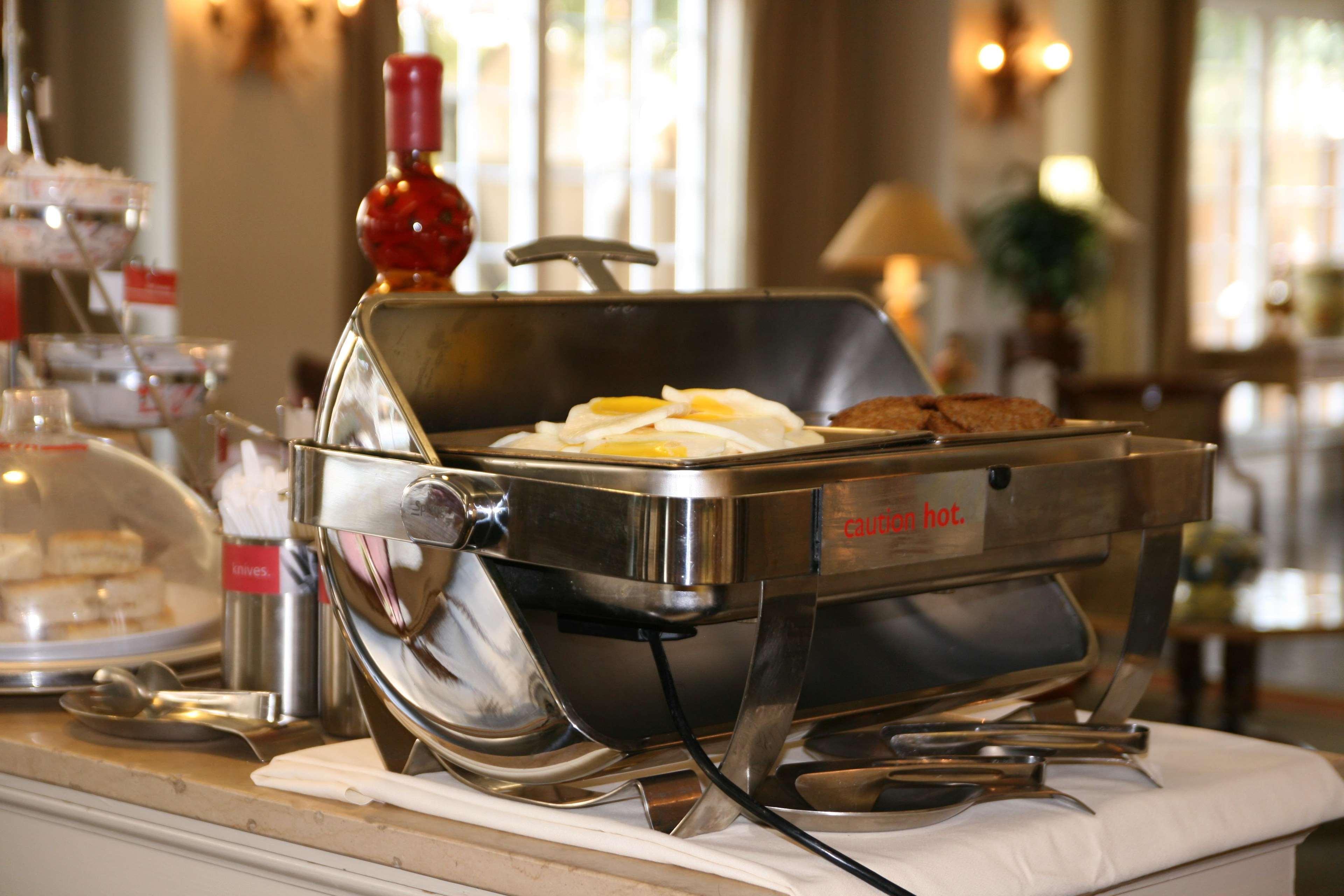 Hampton New Orleans/st.charles Ave 3*