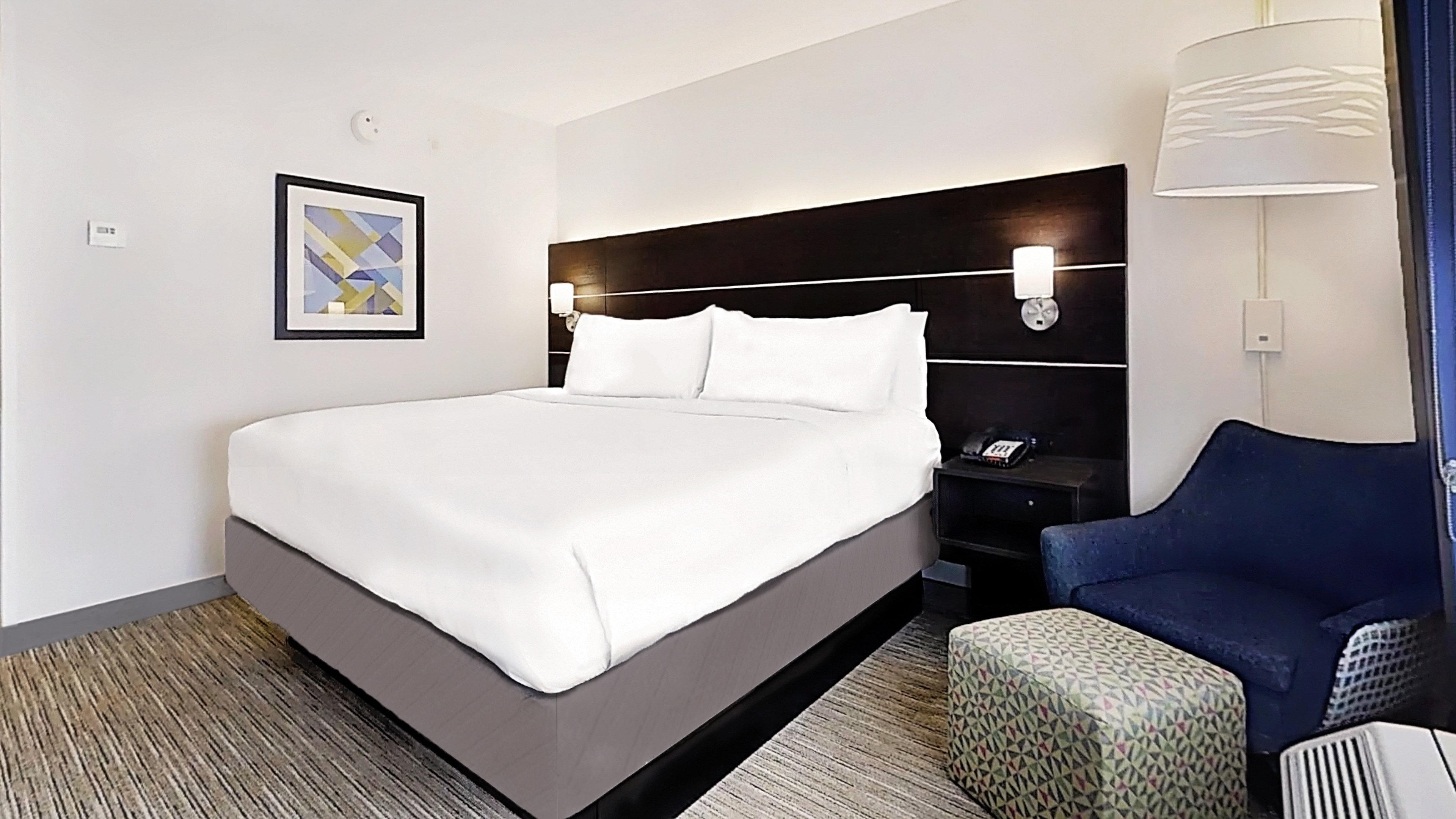 Express East By Ihg Hotel New Orleans