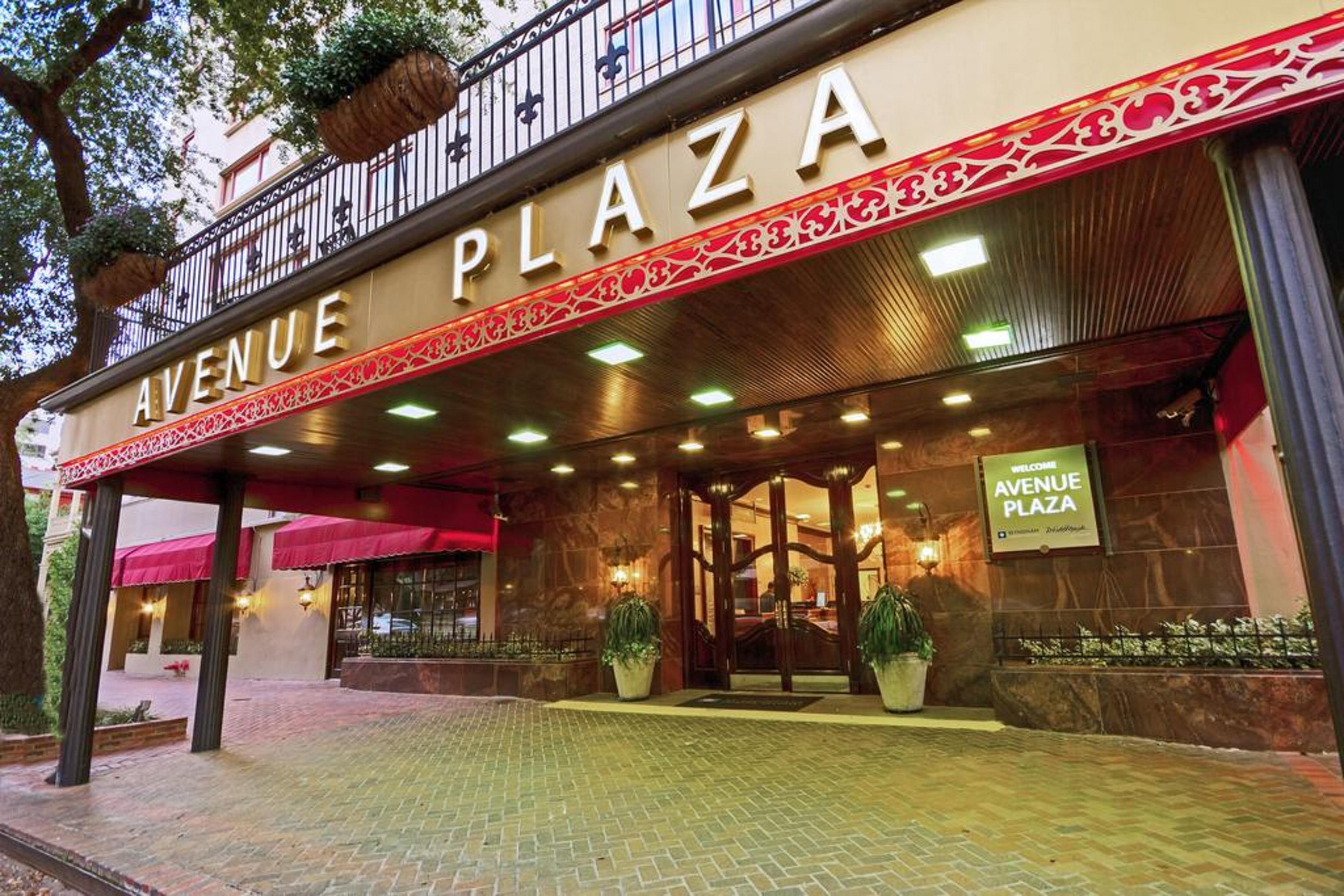 Resort Club Wyndham Avenue Plaza 3*