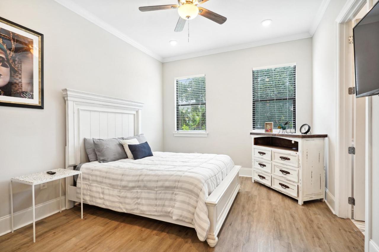 3 Bedroom With Air Conditioner! * New Orleans