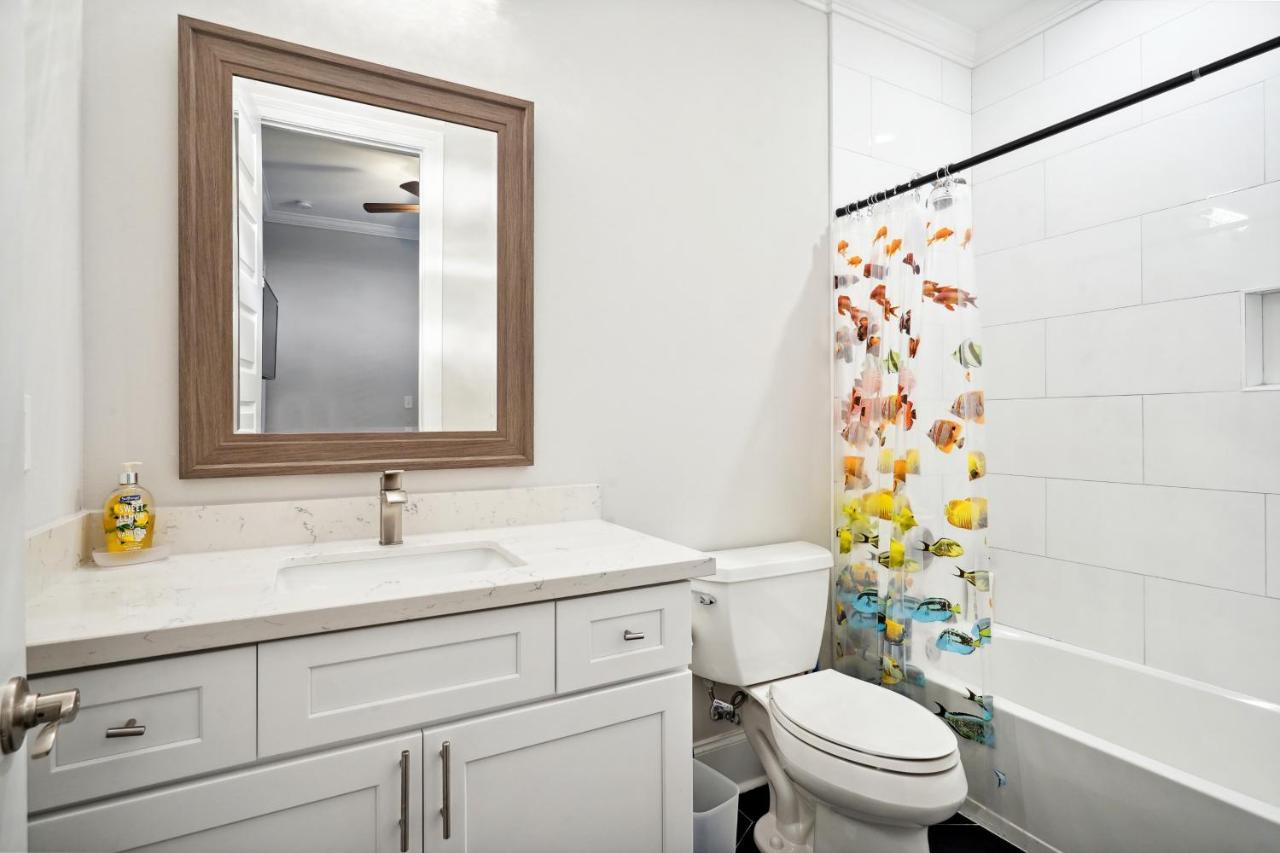 3 Bedroom With Air Conditioner! Holiday home *