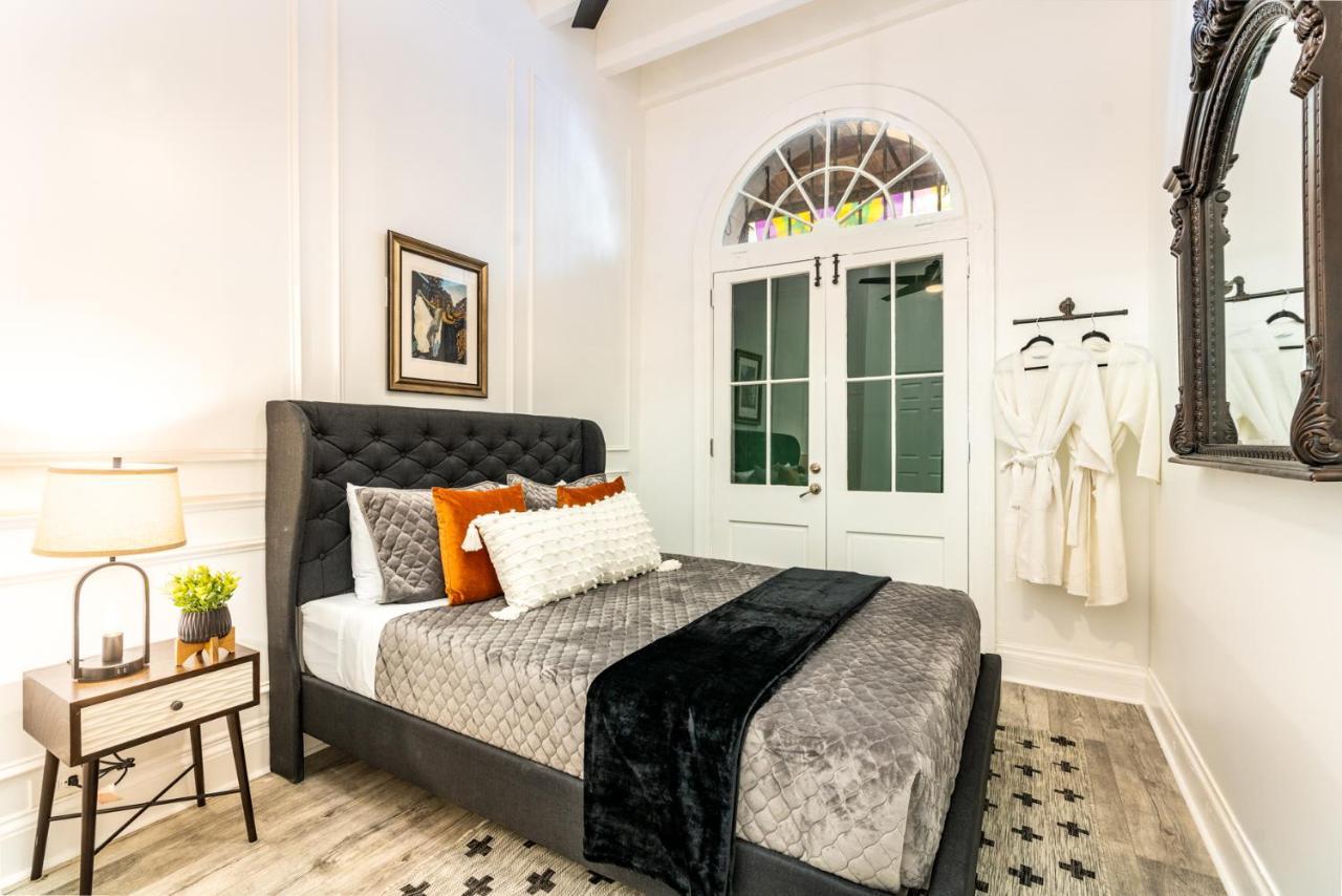 Saint Philip Hotel