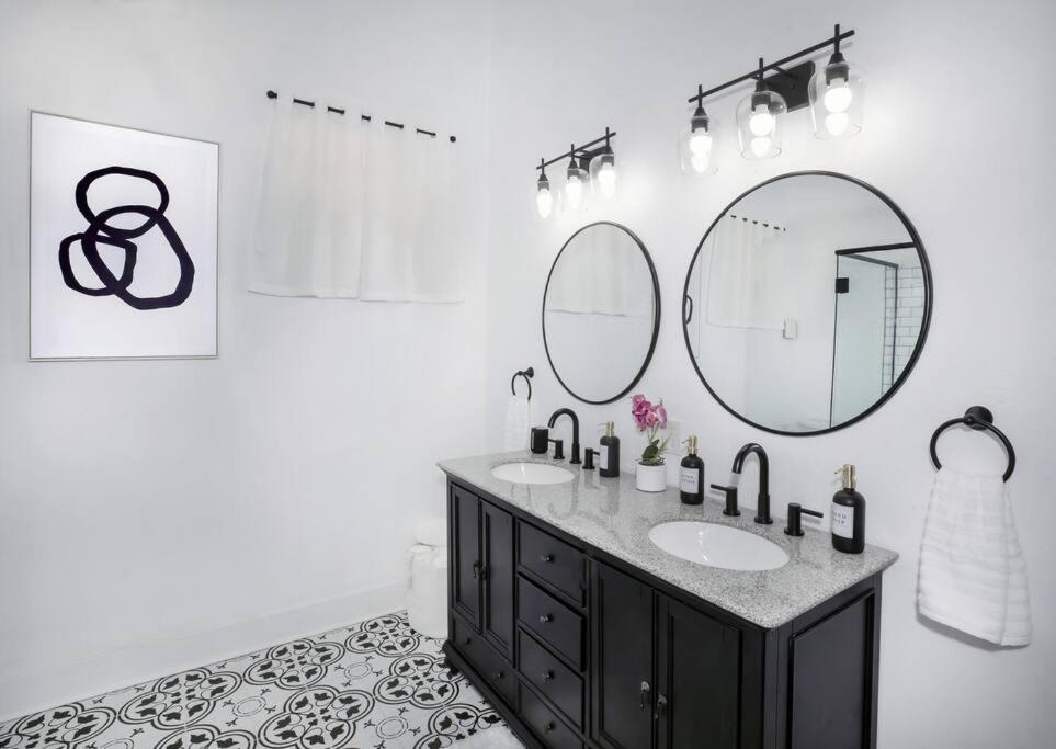 Apartment Beautifully Updated