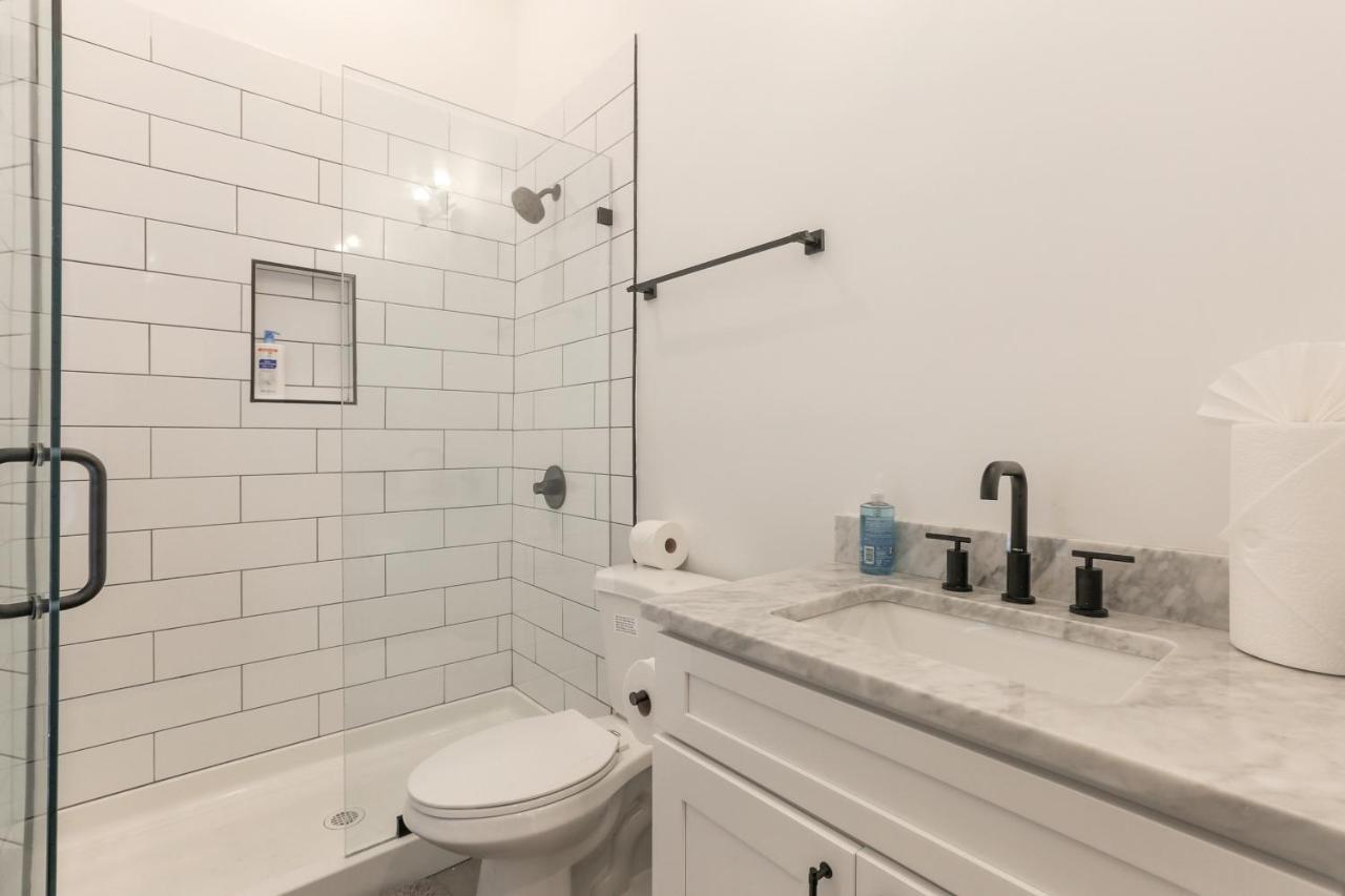 Canal Street Mansion Sleeps 15 * New Orleans