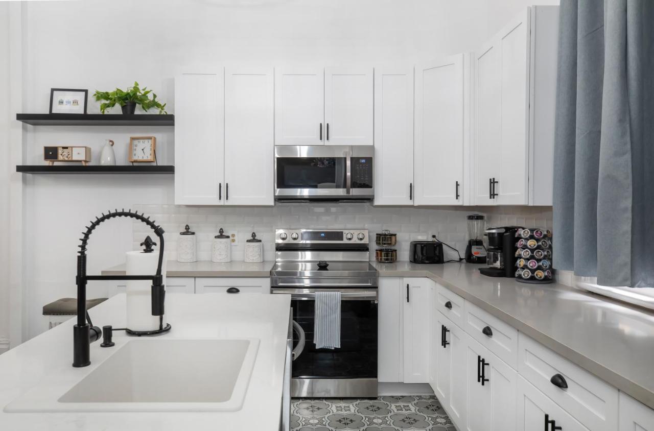 Apartment Beautifully Updated