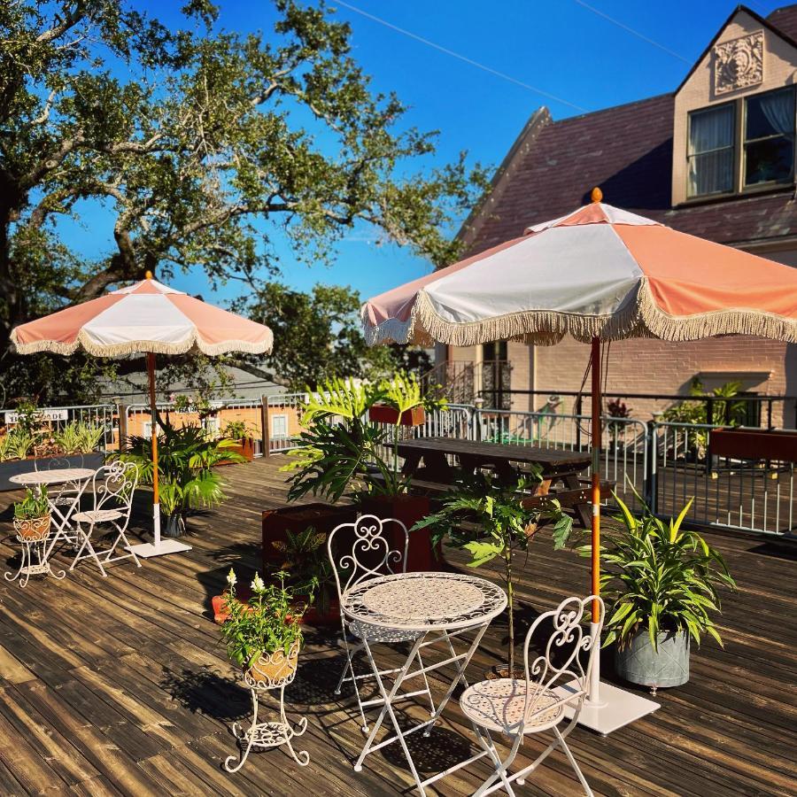 Bed & Breakfast At The Old Jail New Orleans