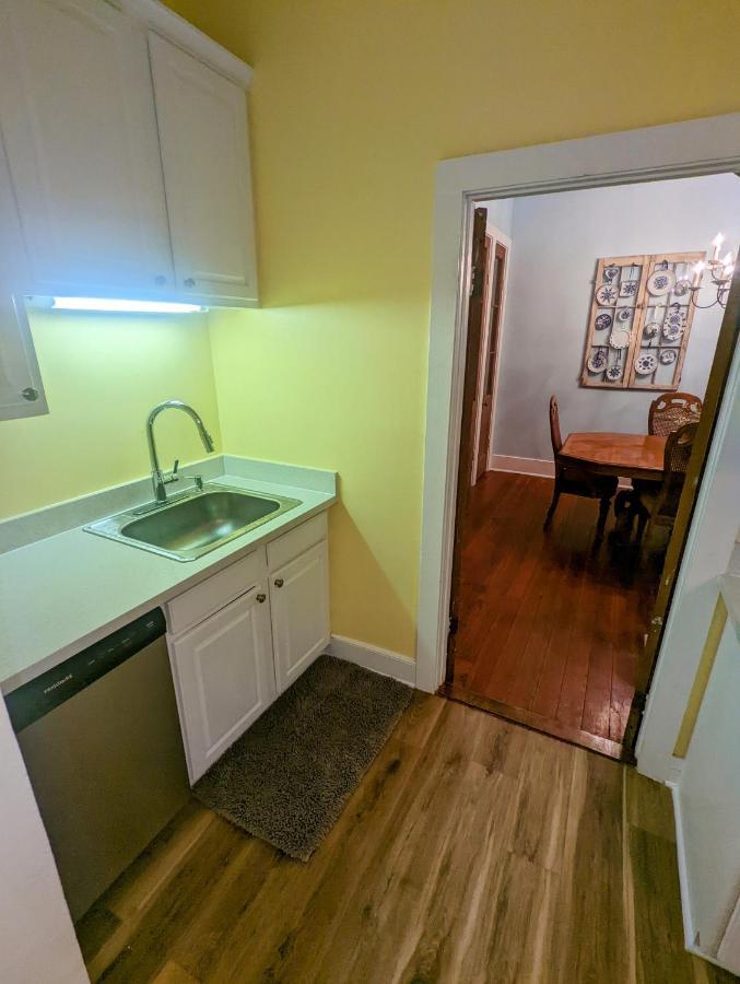 De Frenchmen * New Orleans