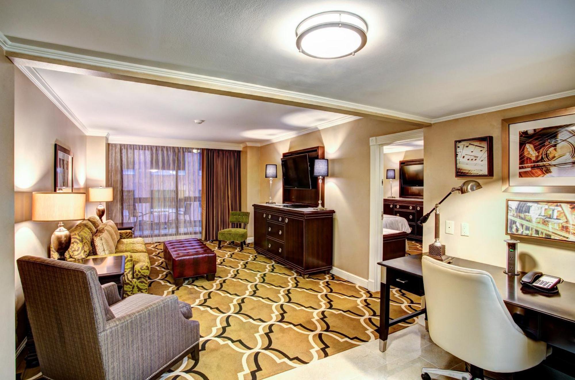 Intercontinental By Ihg Hotel New Orleans
