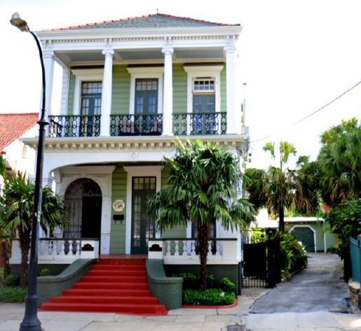 Five Continents Bed & Breakfast