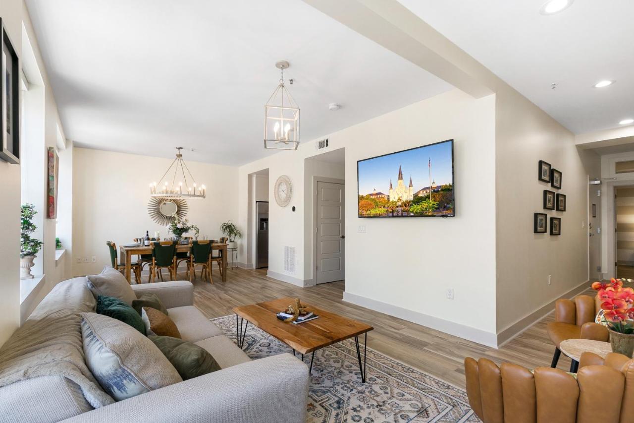 Amazing 3-bedroom Luxury Just Steps To The French Quarter Apartment New Orleans