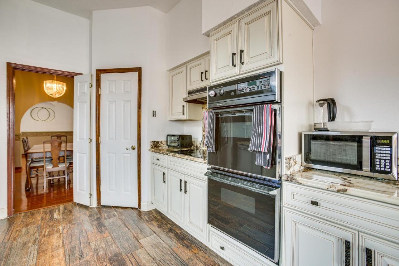 4 Mi To Bourbon St Spacious Retreat With Wet Bar! Holiday home *