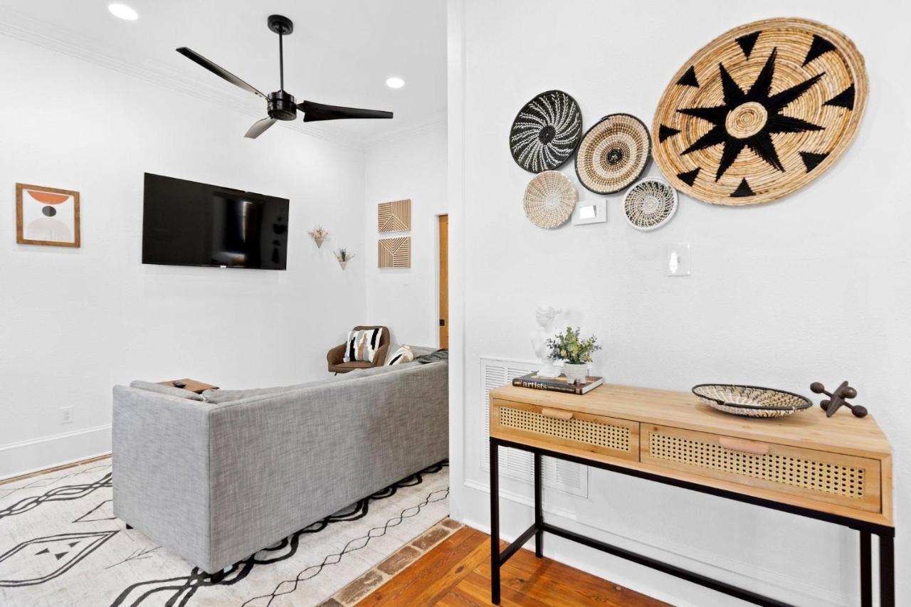 Holiday home Sophisticated Salcedo Mid-city Living Balcony New Orleans