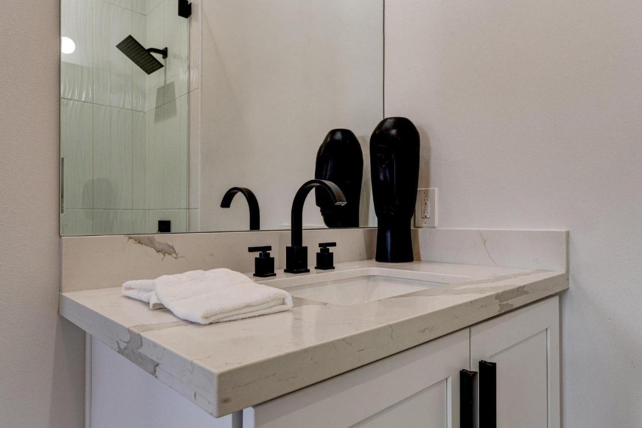 Holiday home Modern 5br In Mid-city, Walk To Superdome *