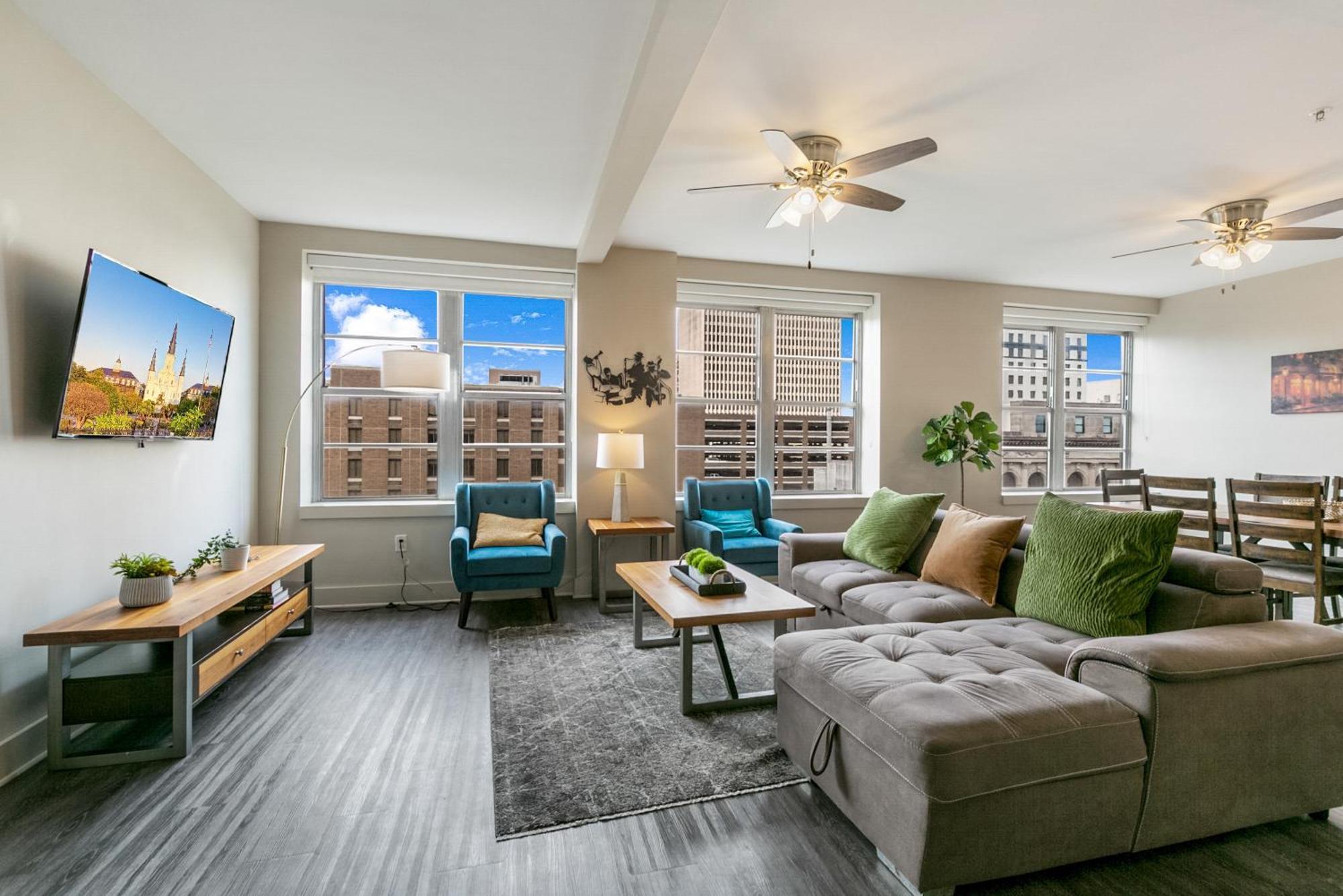 Spacious 4br Luxury Steps To French Quarter Aparthotel New Orleans