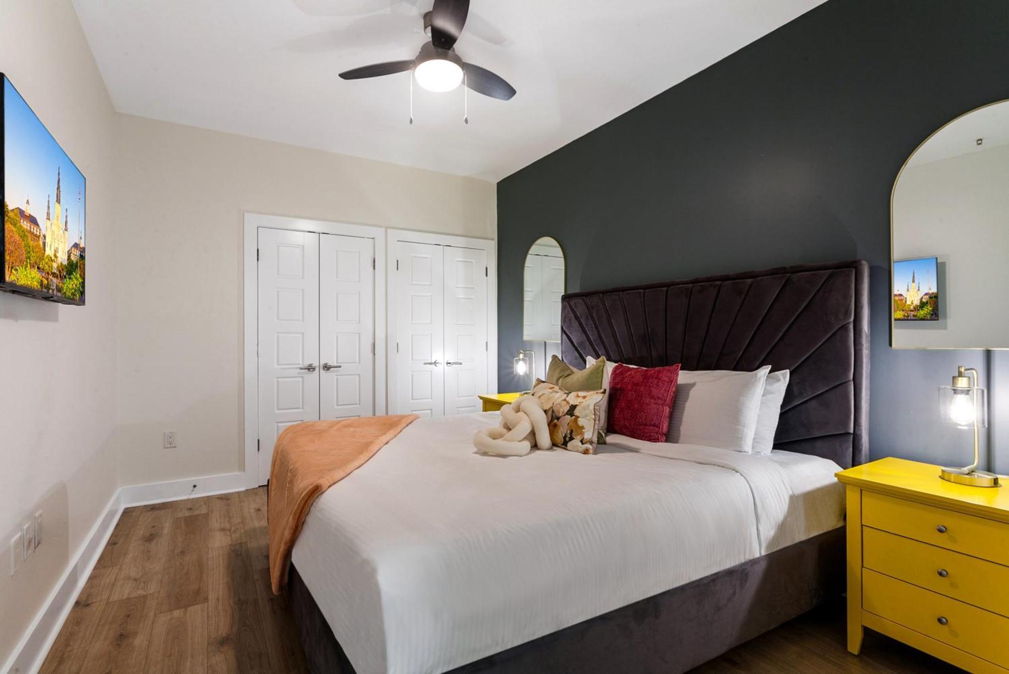 Apartment French Quarter Splendor: 4br Luxury *