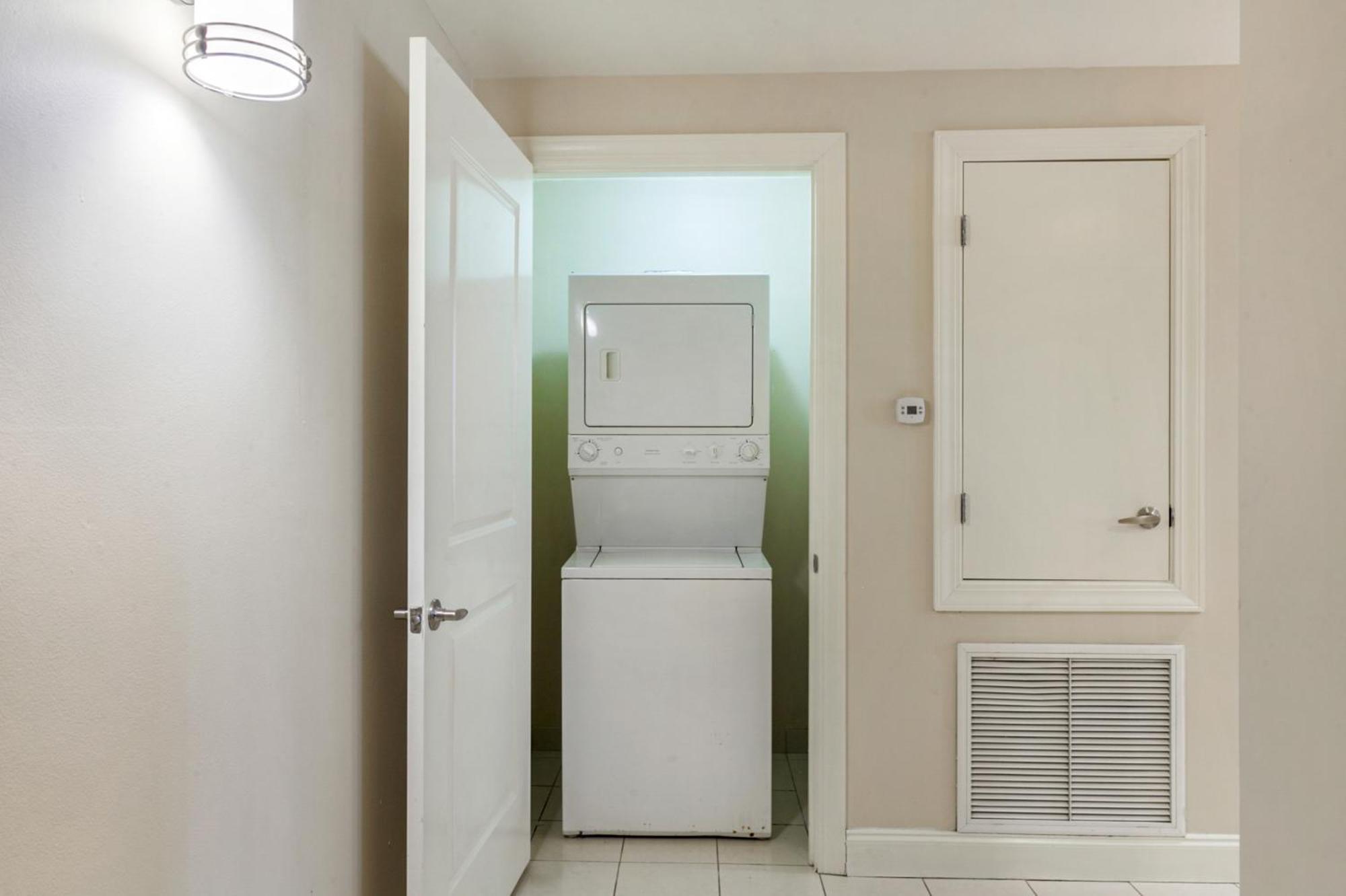 Apartment Spacious Modern Near French Quarter *