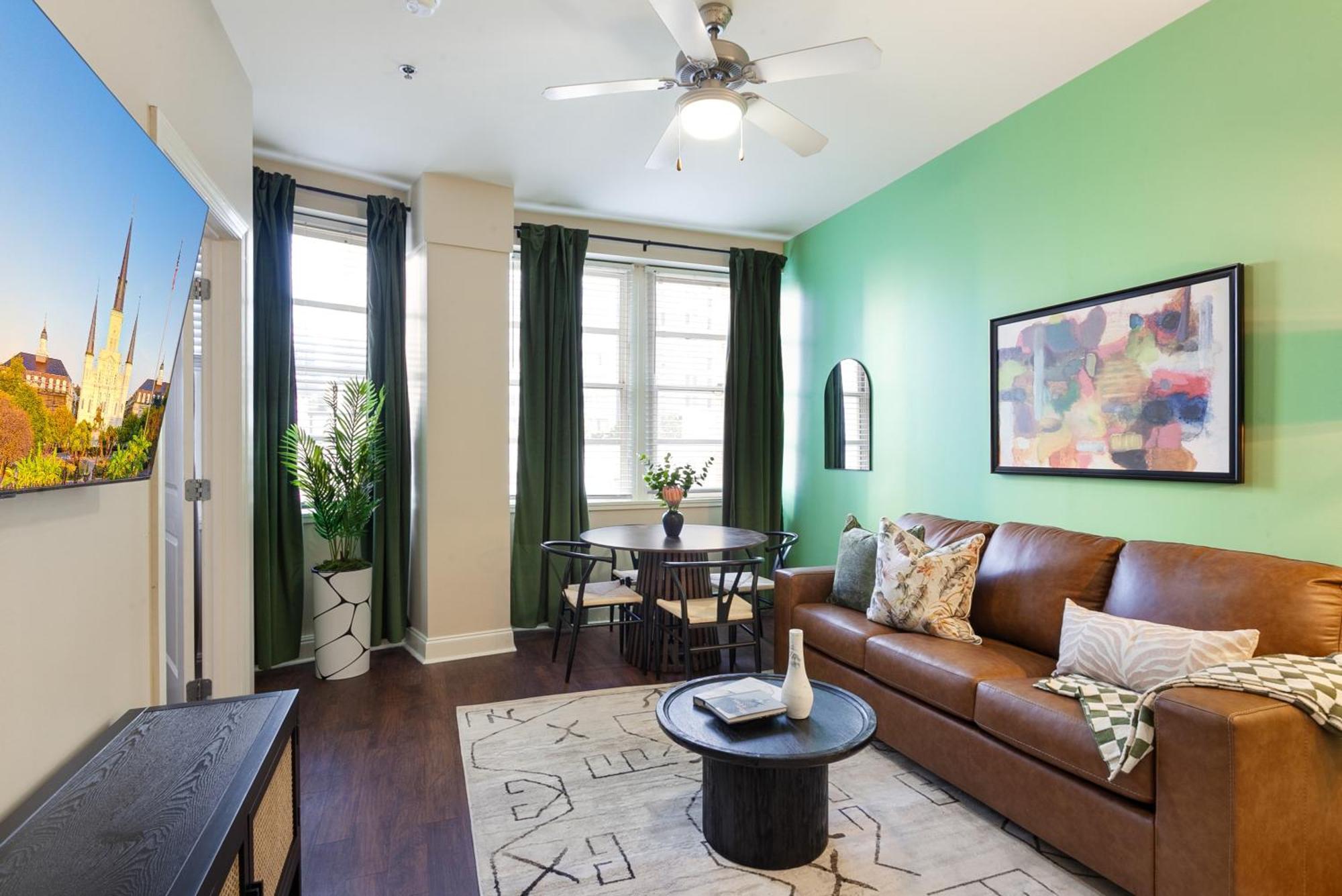 Spacious Modern Near French Quarter * New Orleans