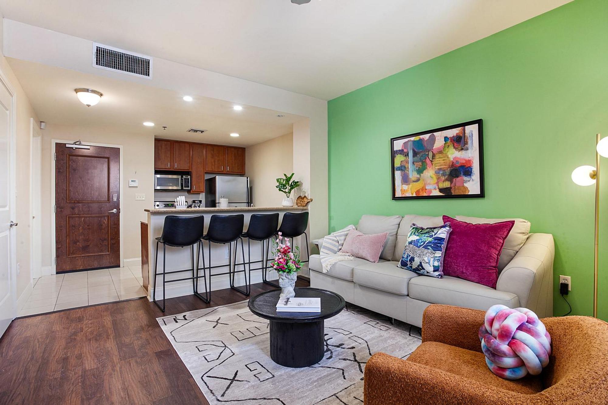 Apartment Spacious Modern Near French Quarter *