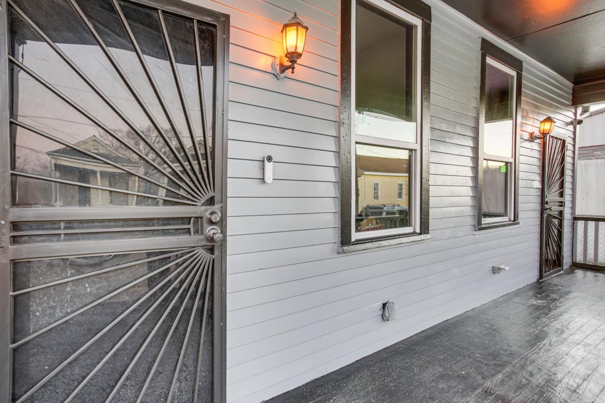 Duplex 2 Mi To Bourbon Street! *