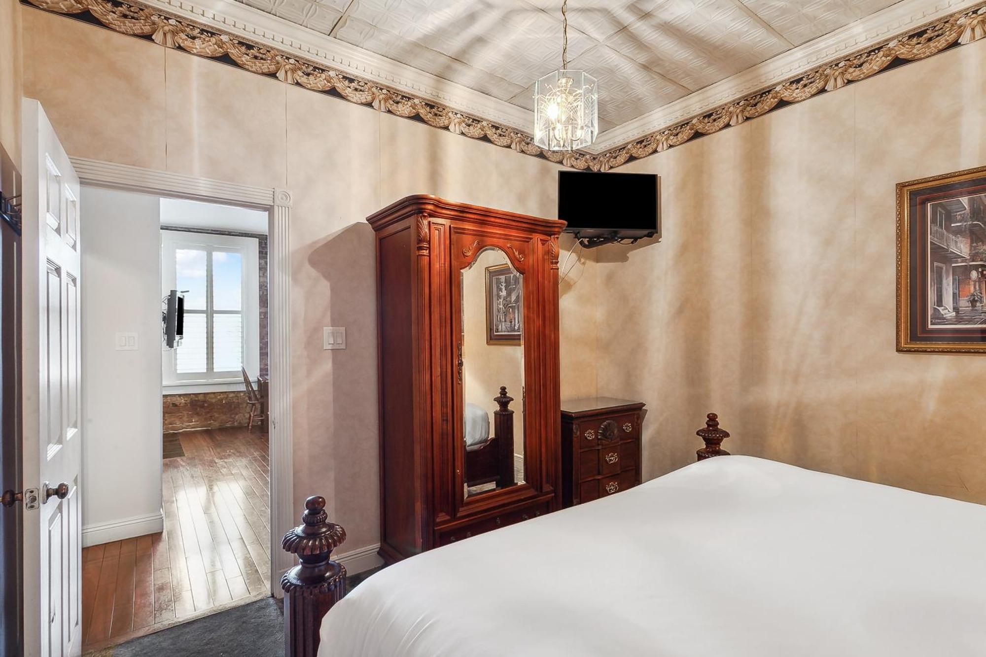 Hotel Maison Pierre Lafitte New Orleans