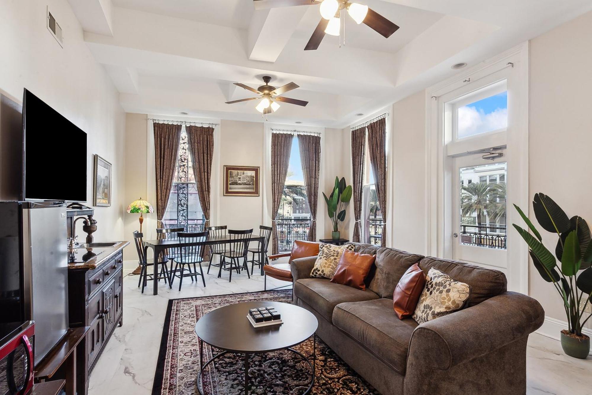 Hotel Maison Pierre Lafitte 3*