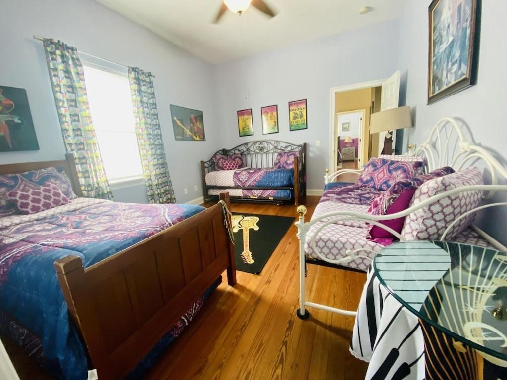 Apartment Midcity Charm *