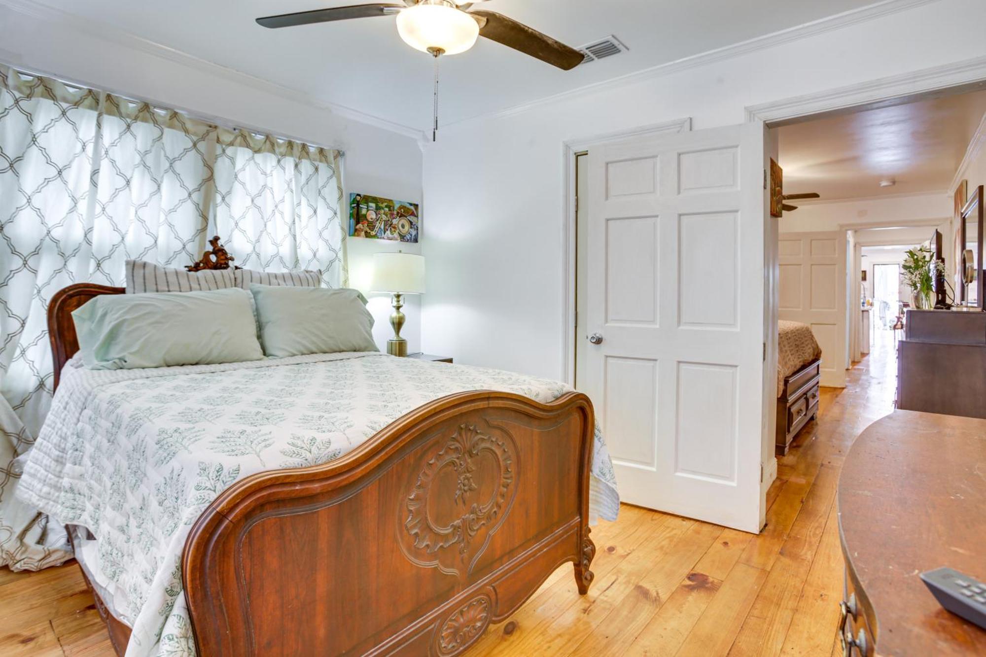 Holiday home Cadillac About 3 Mi To French Quarter! *