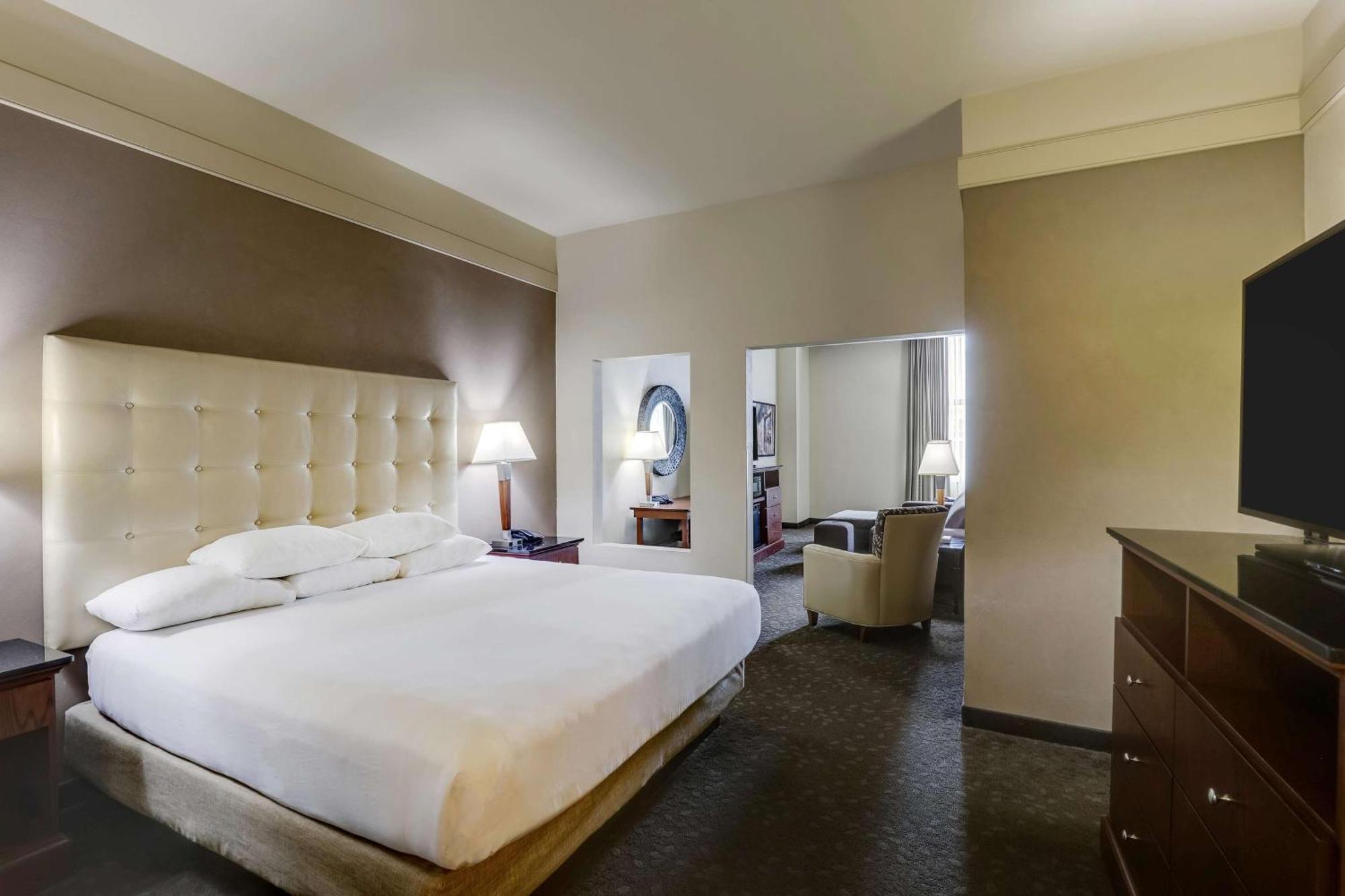 Drury Plaza 3* New Orleans