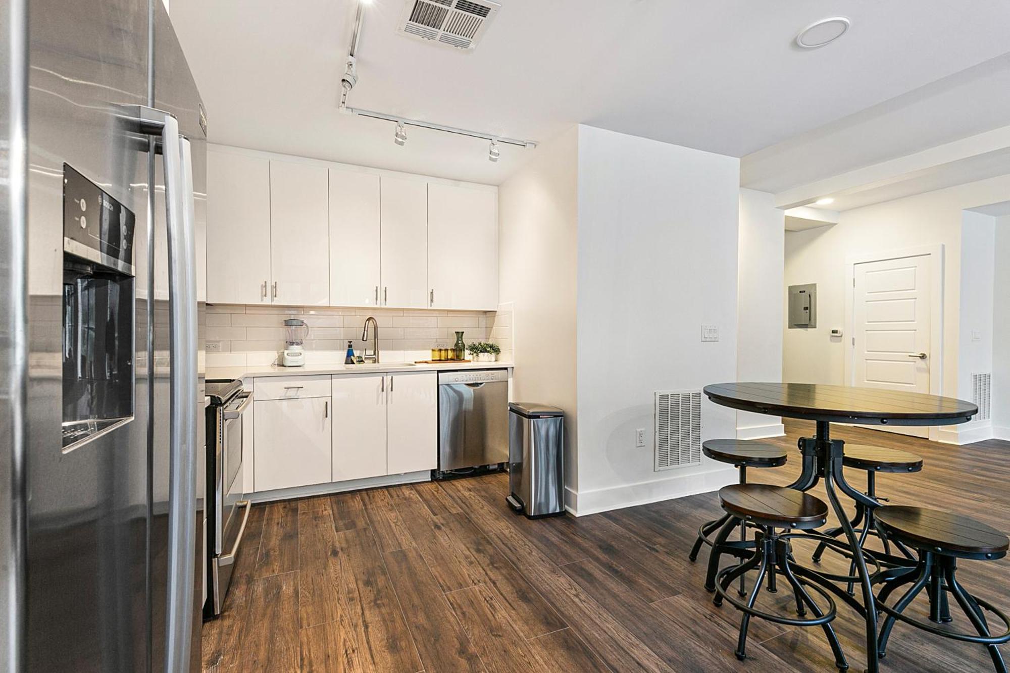 Gorgeous 4br Luxury Steps To French Quarter * New Orleans
