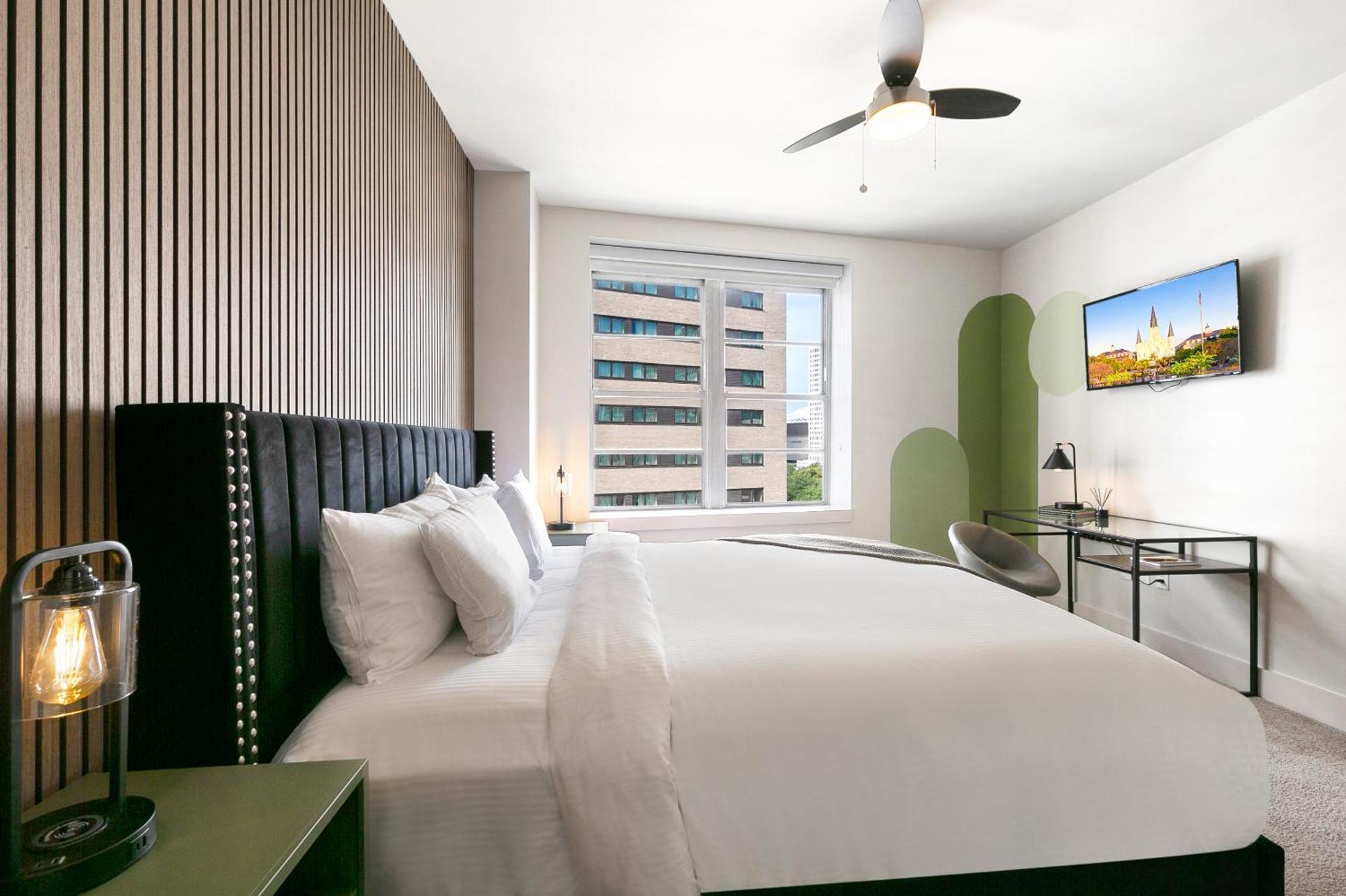 Luxury 2-bedroom Steps Away From The French Quarter New Orleans