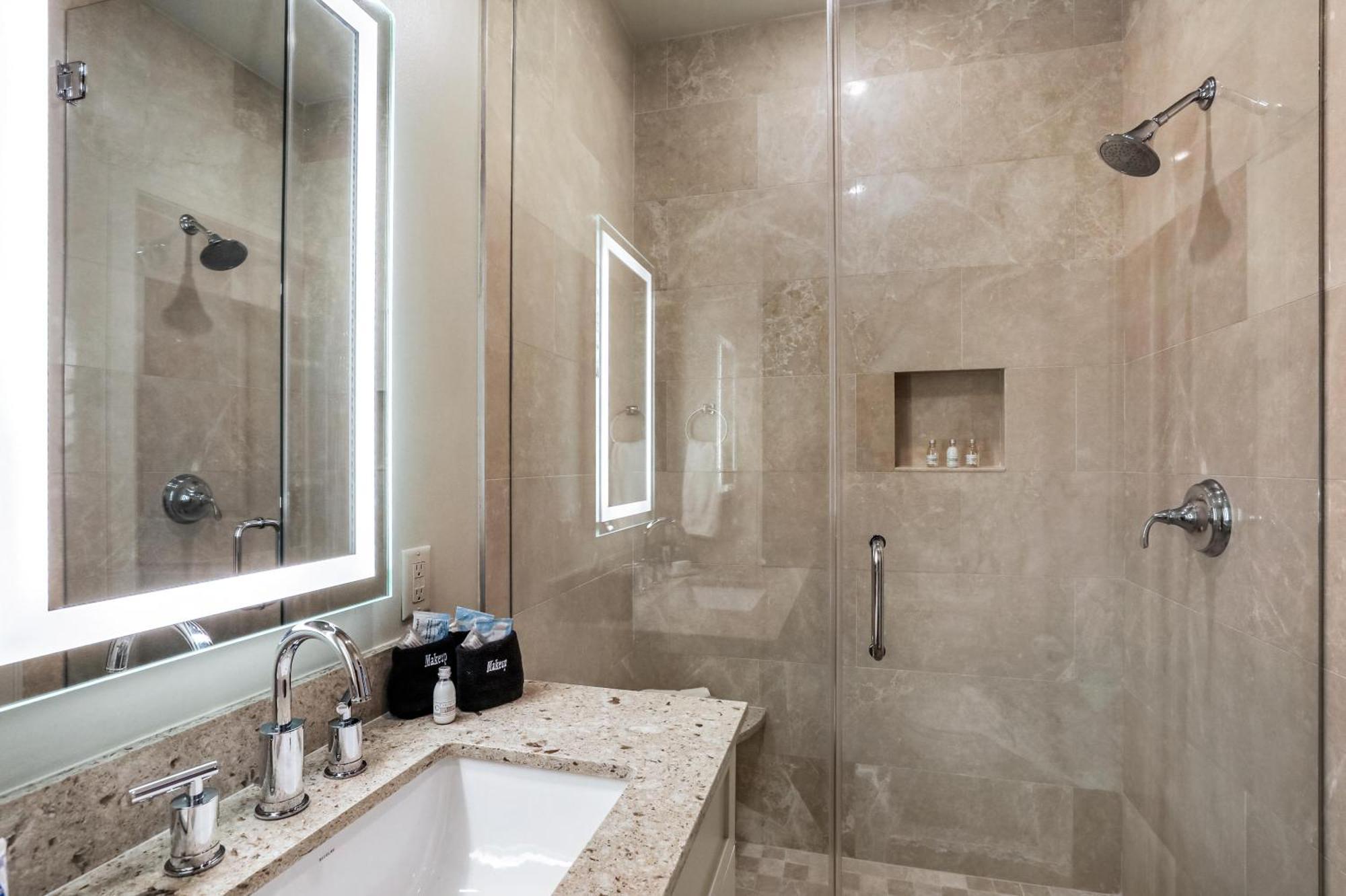 Apartment The French 75