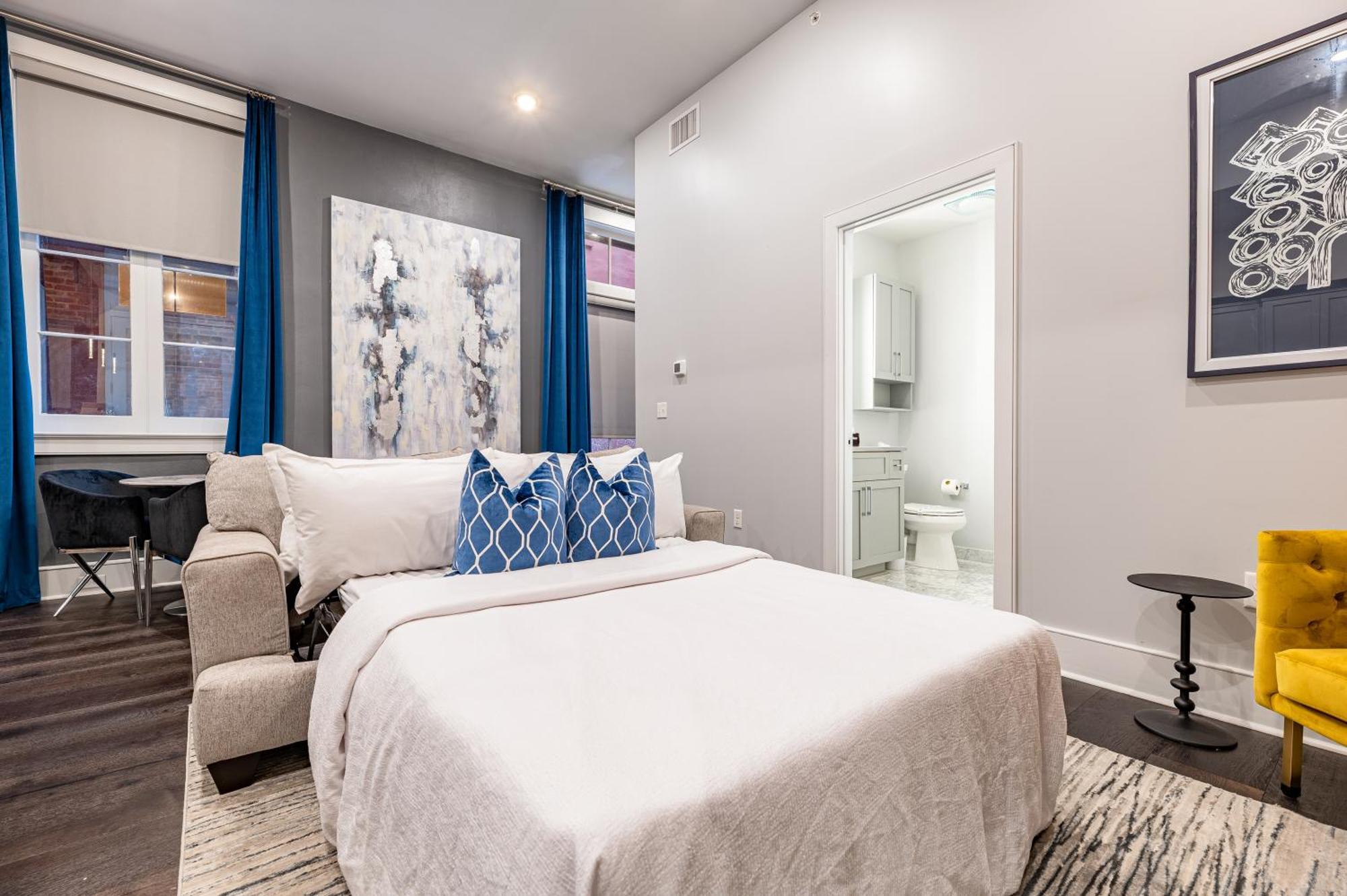 The Livingston * New Orleans