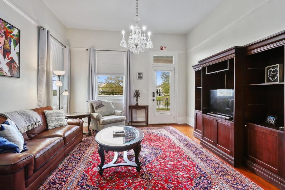 Holiday home Unbeatable 2bd Bayou Luxury Steps To Jazz Fest New Orleans