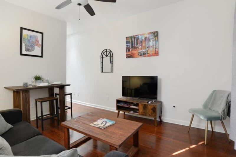 Fabulous Franklin 2bd Steps From St Claude Ave New Orleans
