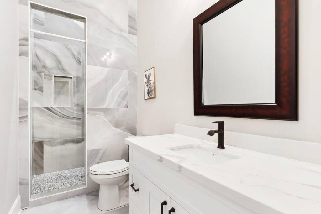 Holiday home Luxury 5bdrm 5ba Near French Quarter *