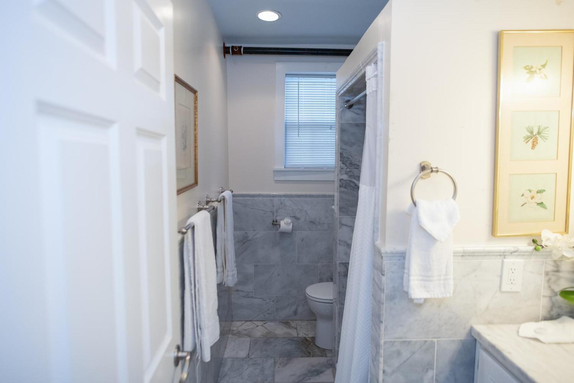 The Esplanade Mansion Bed & Breakfast