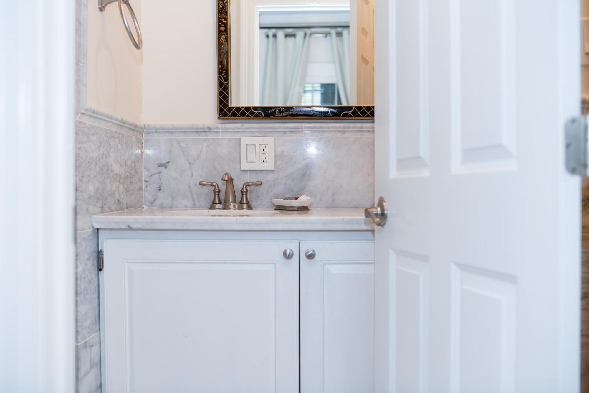 The Esplanade Mansion 3*