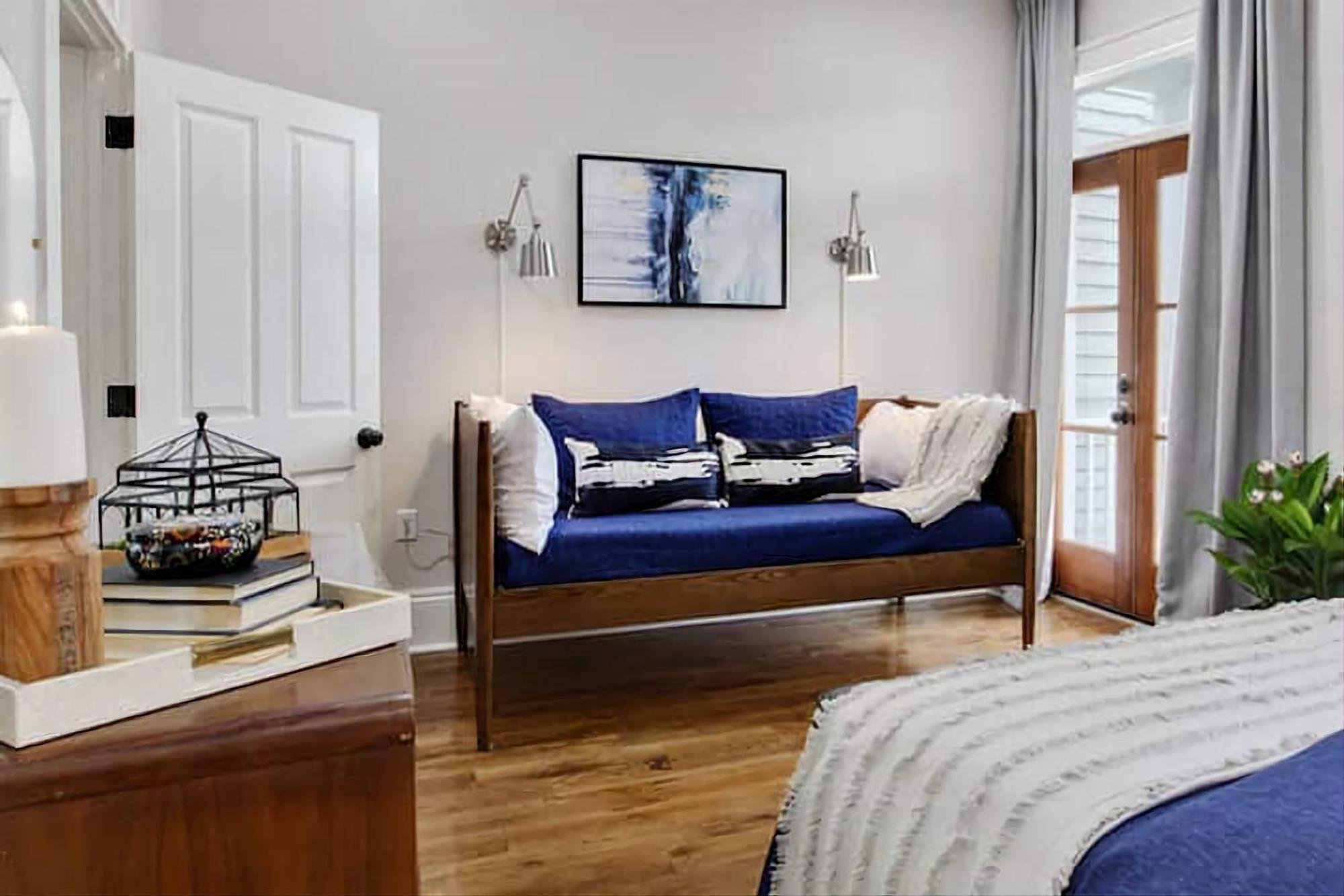 Designer Walking Distance To The French Quarter's New Orleans