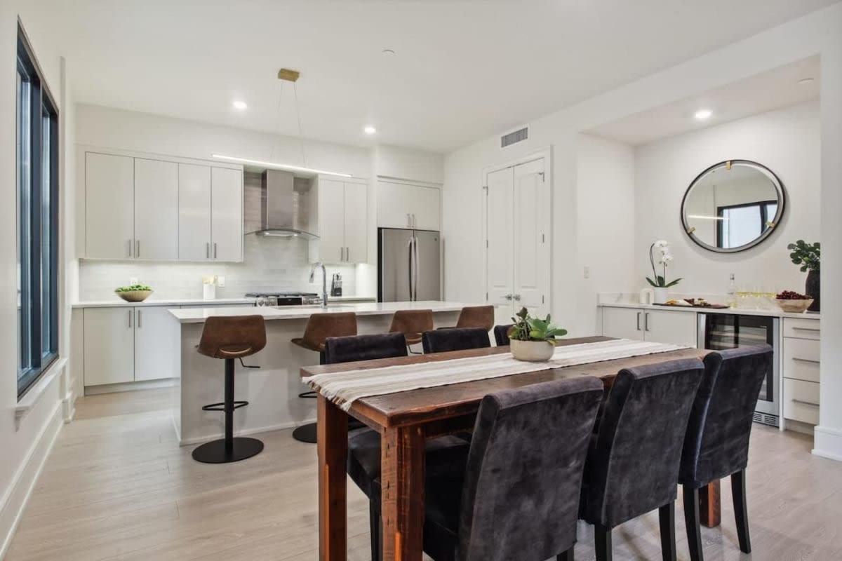 Luxurious At The Moderne New Orleans