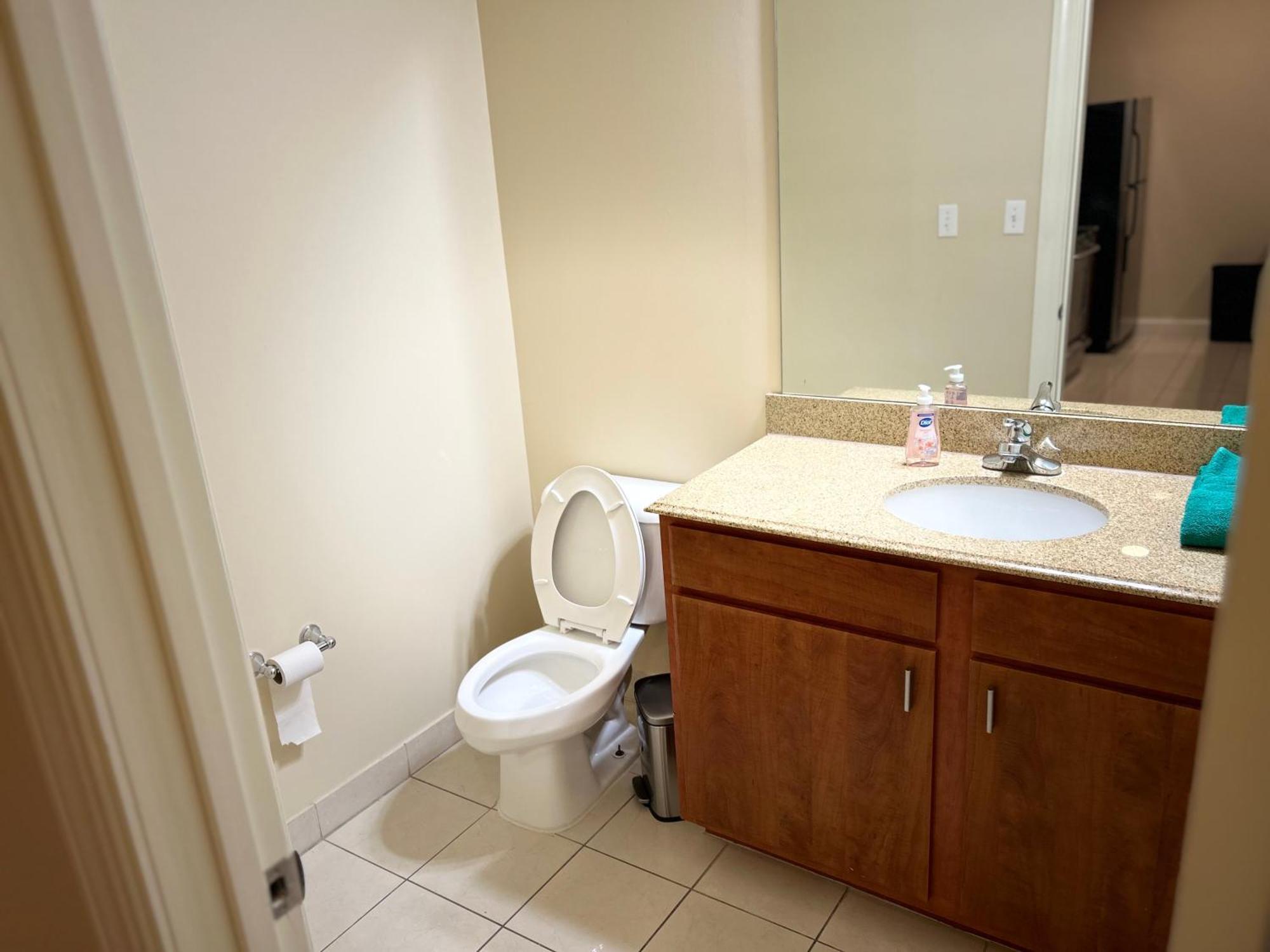 925 Common #1201 New Orleans