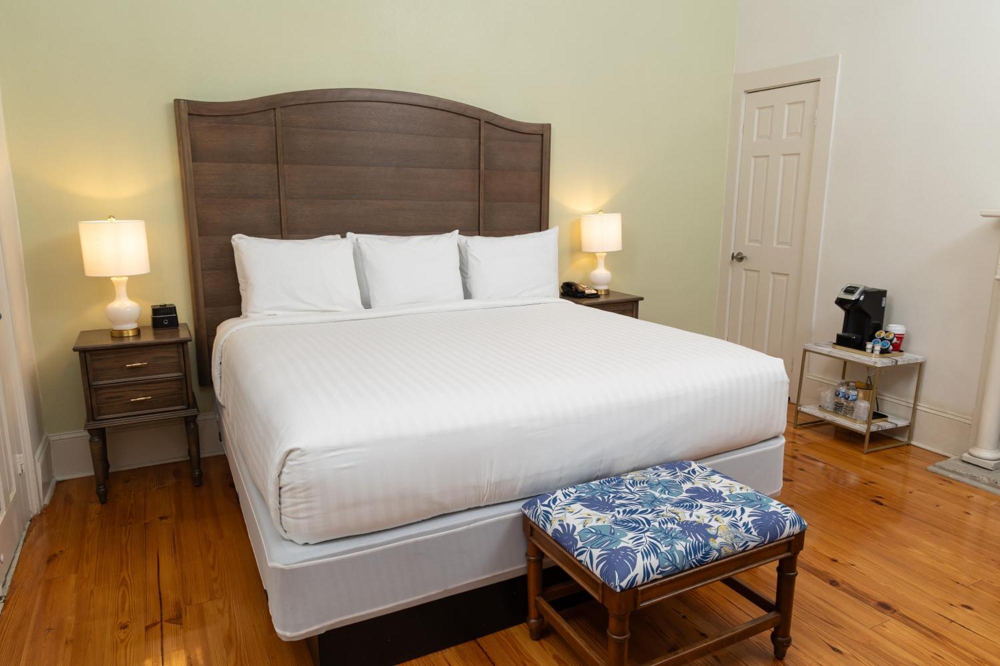 Inn On Ursulines, A French Quarter 3*