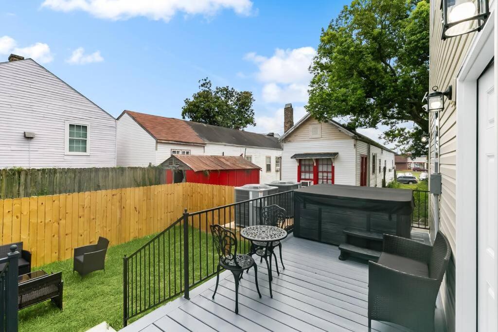 Luxury 6br Oasis Near French Qtr *
